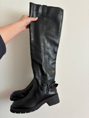 10 • New • Zara Boots